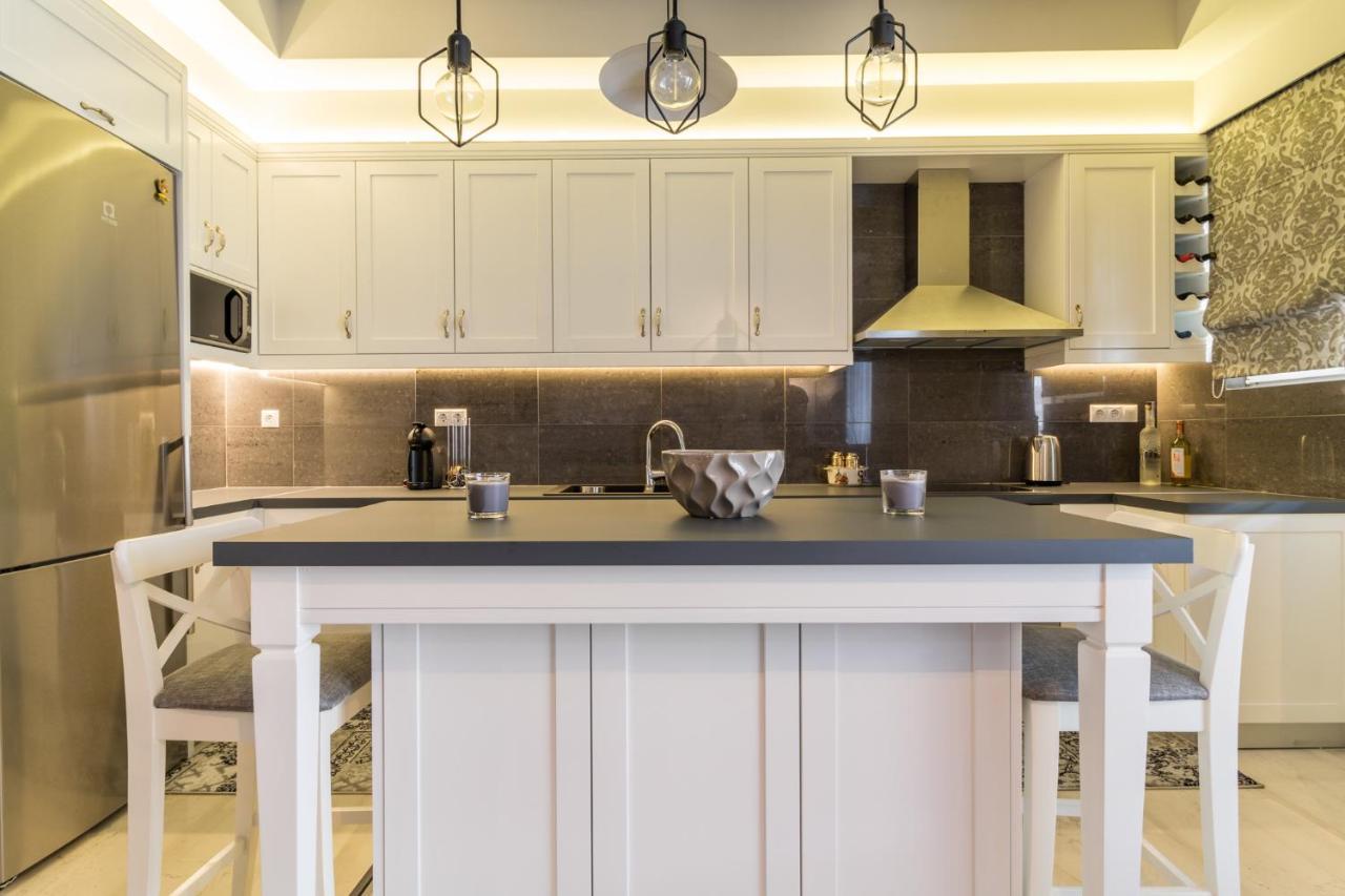 Comfortable And Spacious 2 Bdr Apt เอเธนส์ ภายนอก รูปภาพ