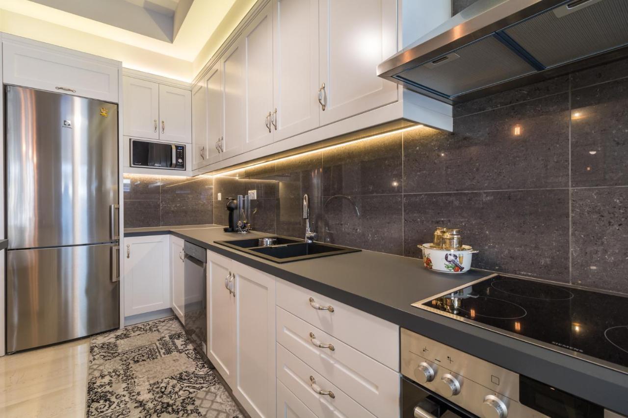 Comfortable And Spacious 2 Bdr Apt เอเธนส์ ภายนอก รูปภาพ